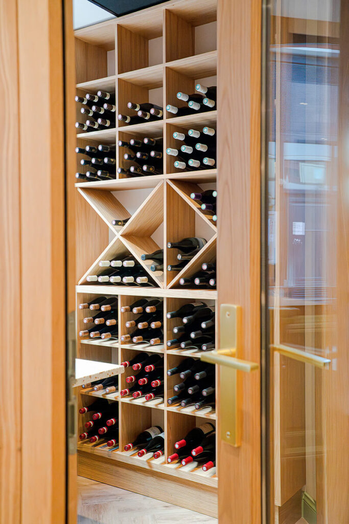 le lieu restaurant oste à dax cave à vin